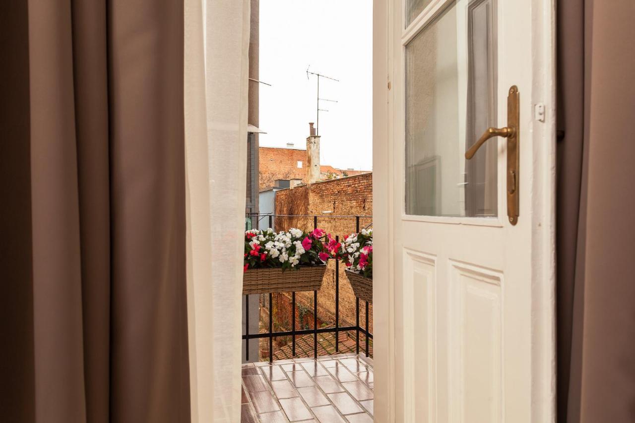 Luxury Rooms Tilia Zagabria Esterno foto